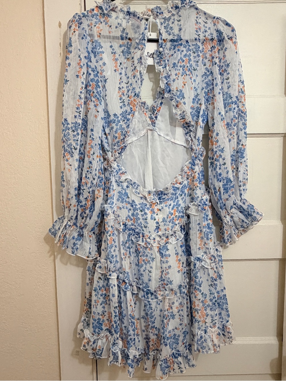 Selfie Leslie Blue Floral Ruffle Long Sleeve Cutout Mini Dress NWT